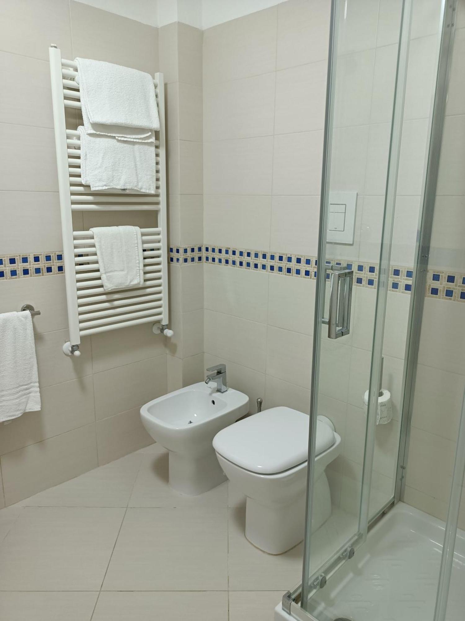 Luxury Beach House Porto Santo Stefano  Exteriör bild